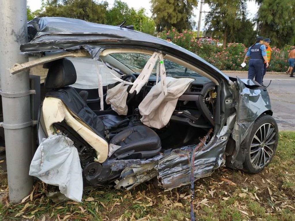 El accidente ocurrió en Acceso Norte, entre Pascual Segura y Manuel A. Sáenz.