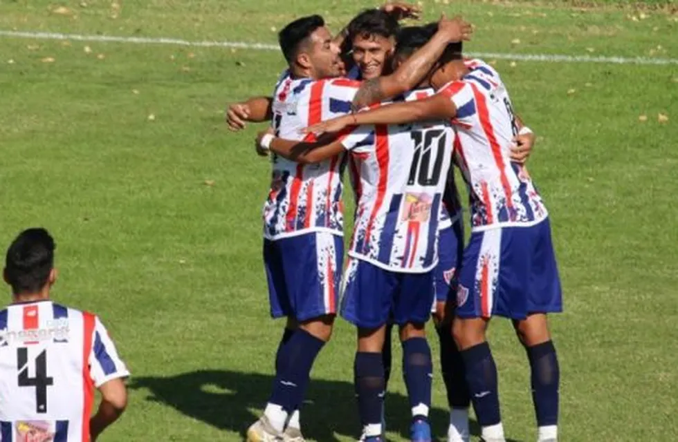 Peñarol de San Juan derrotó a Huracán Las Heras por el Federal A.