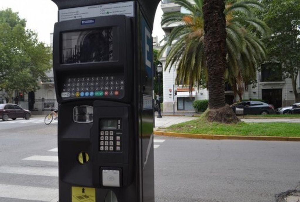 Aumenta la tarifa del estacionamiento medido en Rosario.