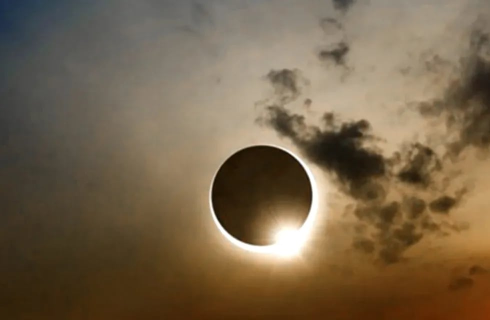 Córdoba. Se podrá ver el sábado un eclipse solar anular.