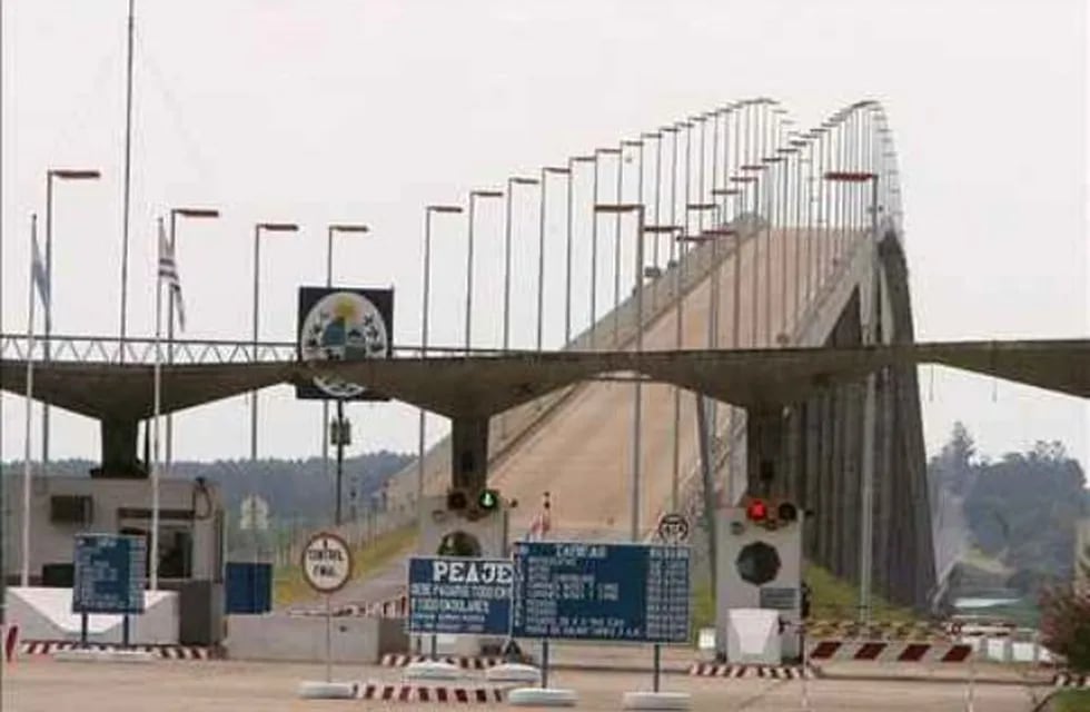 Puente Internacional general San Martín