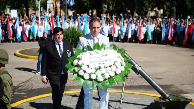 El intendente de Gualeguaychú encabezó el homenaje a los héroes de Malvinas
