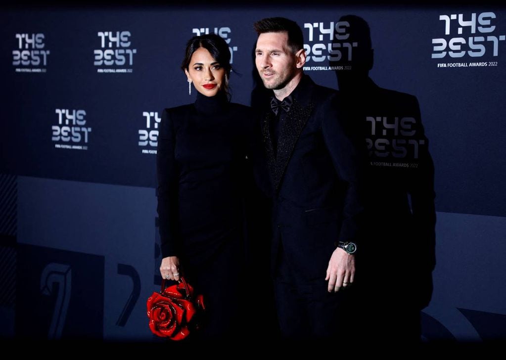 Antonela Roccuzzo y Lionel Messi asistieron a la entrega de los premios The Best en París.