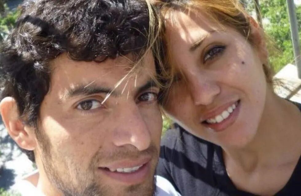 Víctor Álvarez y su mujer, fallecida tras una ligadura de trompas.