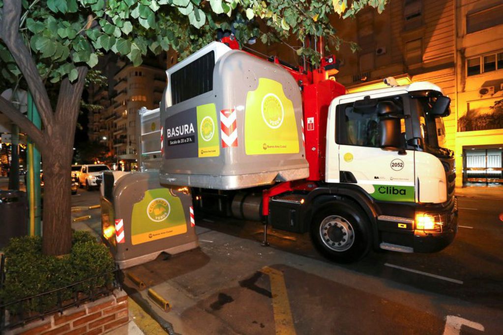 Contenedores de basura en Buenos Aires. (Foto: Web)