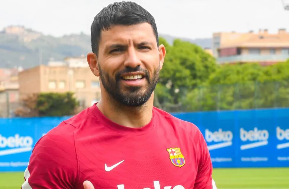 Agüero asistió antes de lo previsto a los entrenamientos del equipo catalán (Prensa Barcelona).