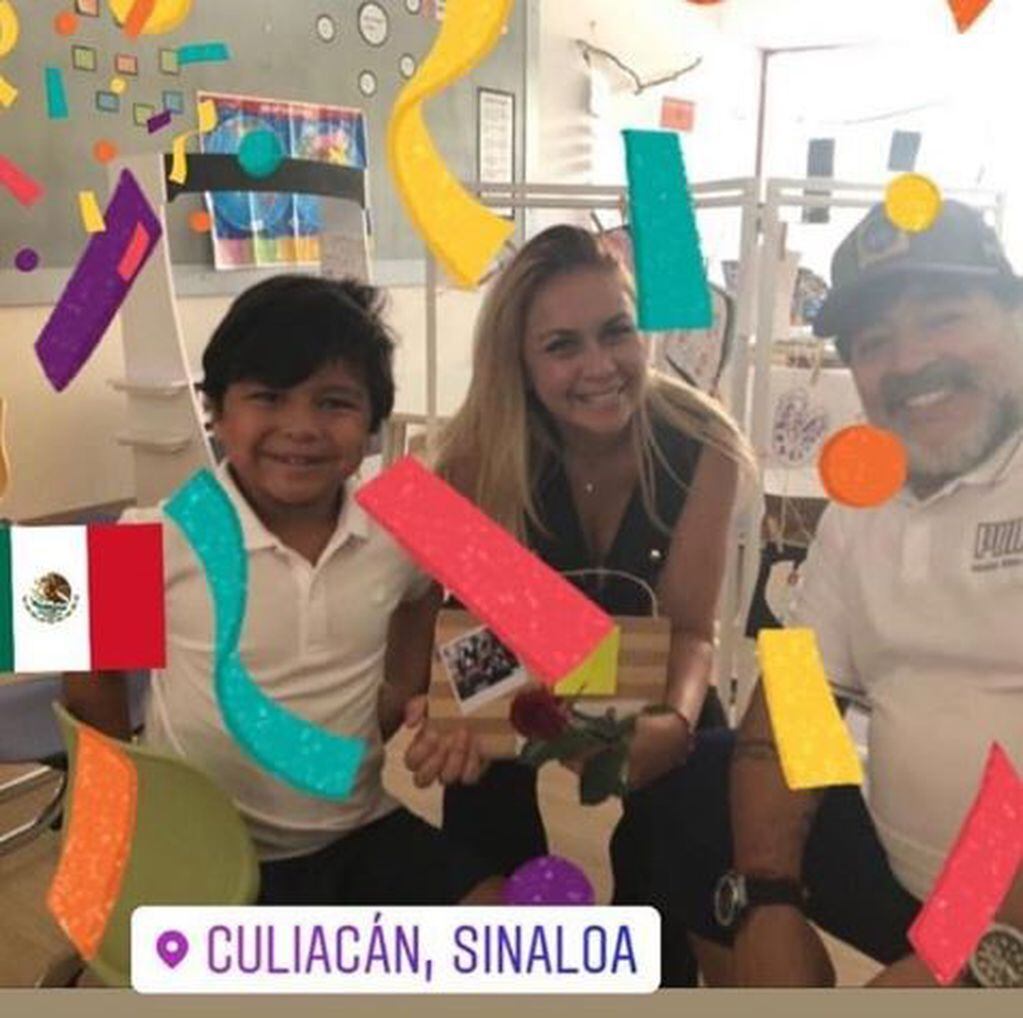 Verónica Ojeda publicó un mensaje por el Día de las Madres junto a Diego Maradona y a su hijo Dieguito Fernando. Horas después, su mamá sufrió un infarto. (Instagram/veruojeda25)