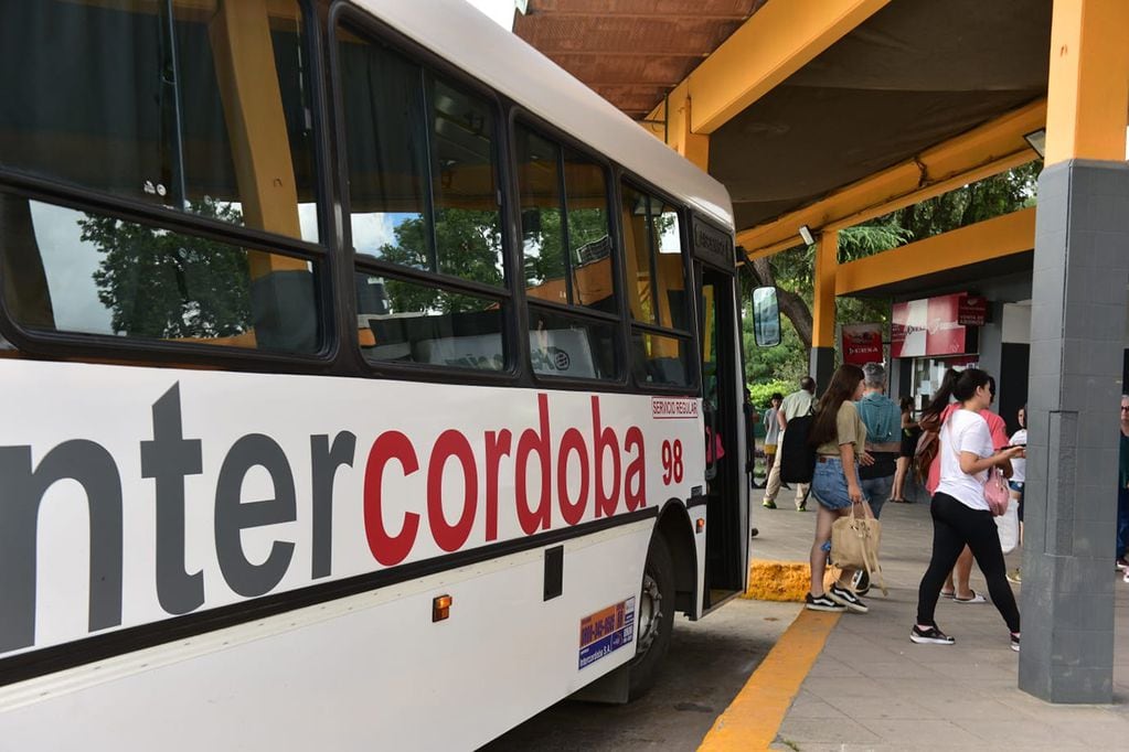 El beneficio también está disponible para el transporte interurbano de Córdoba. 
