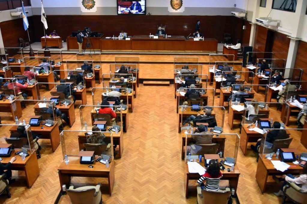 La Legislatura de Jujuy sancionó la ley Nº 6.179 de Transparencia y Control de la Obra Pública y Políticas Habitacionales.