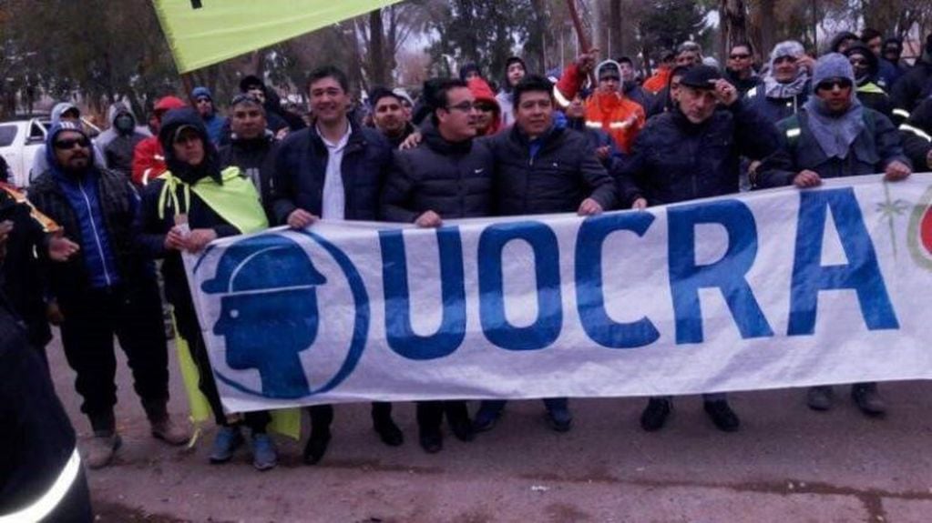 Dirigentes sindicales en una protesta en Neuquén (web).