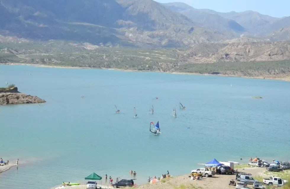Lago de Potrerillos