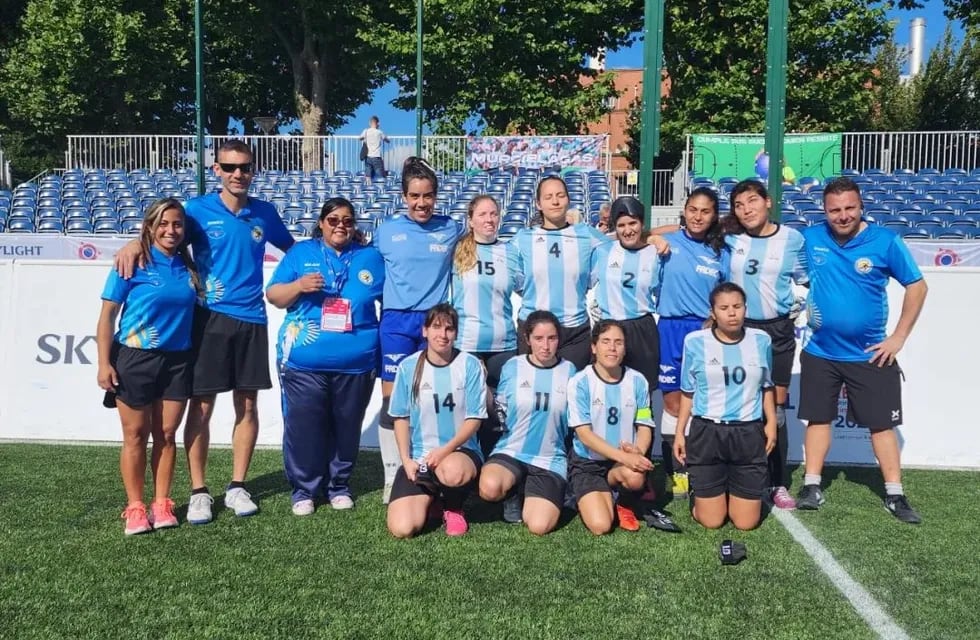 "Las Murciélagas", la Selección Femenina de Fútbol para Ciegas consagrada reciente campeona del mundo.