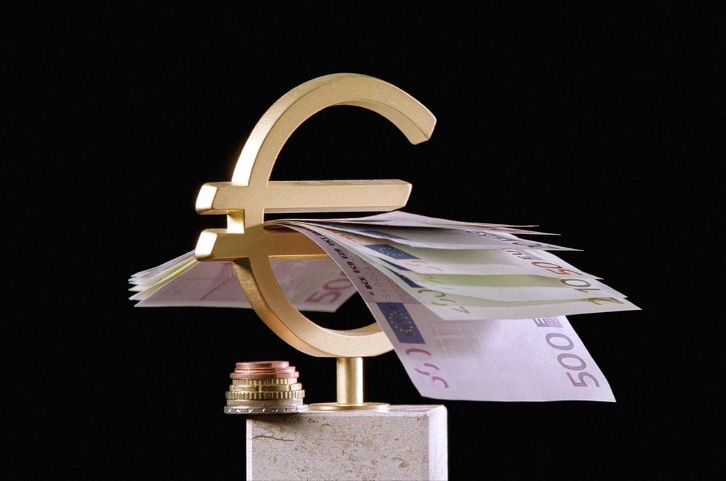 El euro tuvo su cotización más baja en 20 años. 