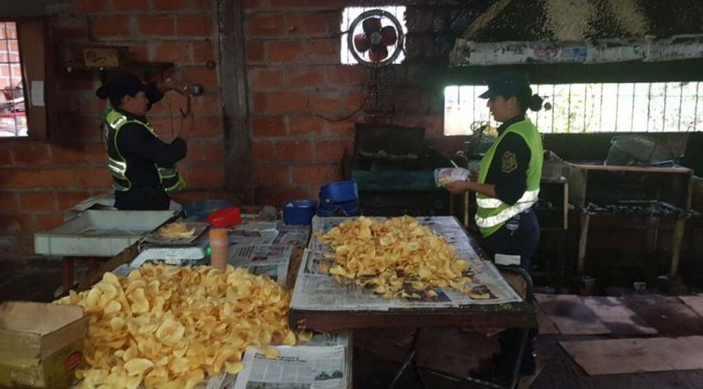 Fábrica de papas fritas clandestina. (Municipalidad de Salta)