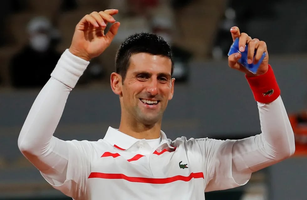 El serbio Novak Djokovic obtuvo su cuarto título consecutivo en Wimbledon (AP / archivo)