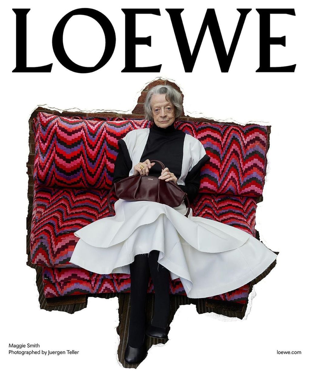 Maggie Smith modeló a sus 88 años para Loewe.