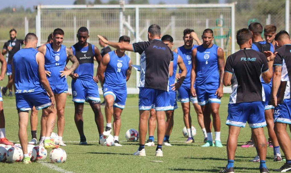 El técnico Diego Flores deberá ajustar detalles en el equipo del Tomba, teniendo en cuenta que aún no gana el en presente torneo de la Liga Profesional de Fútbol.