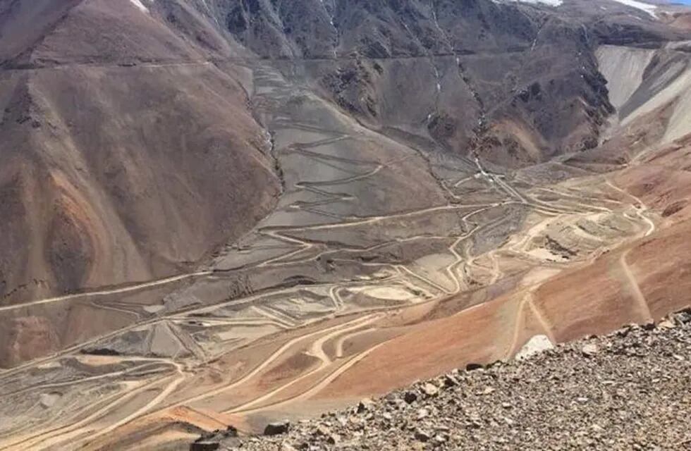 Pascua Lama, proyecto minero binacional.