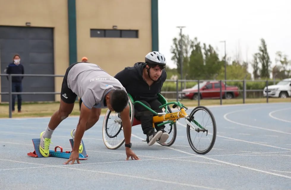 El Polideportivo Ribosqui será el lugar del Municipio para recibir a las personas con discapacidad mayores de 4 años que quieran practicar un deporte o actividad física.