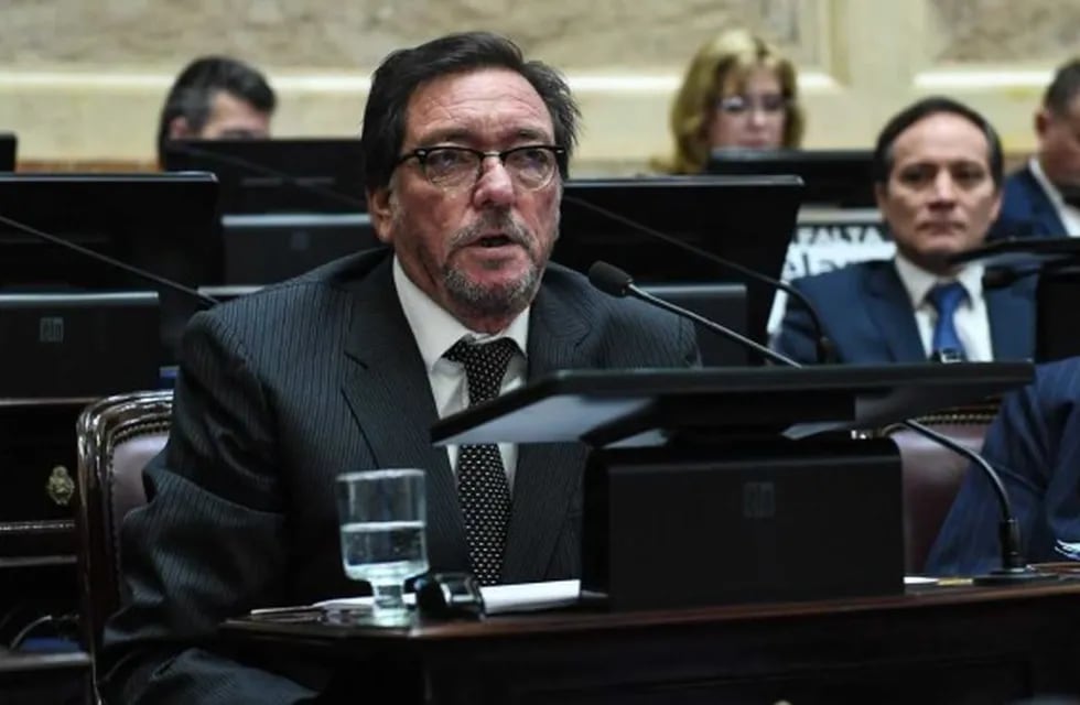 Senador Guillermo Guastavino\nCrédito: Senado Nacional