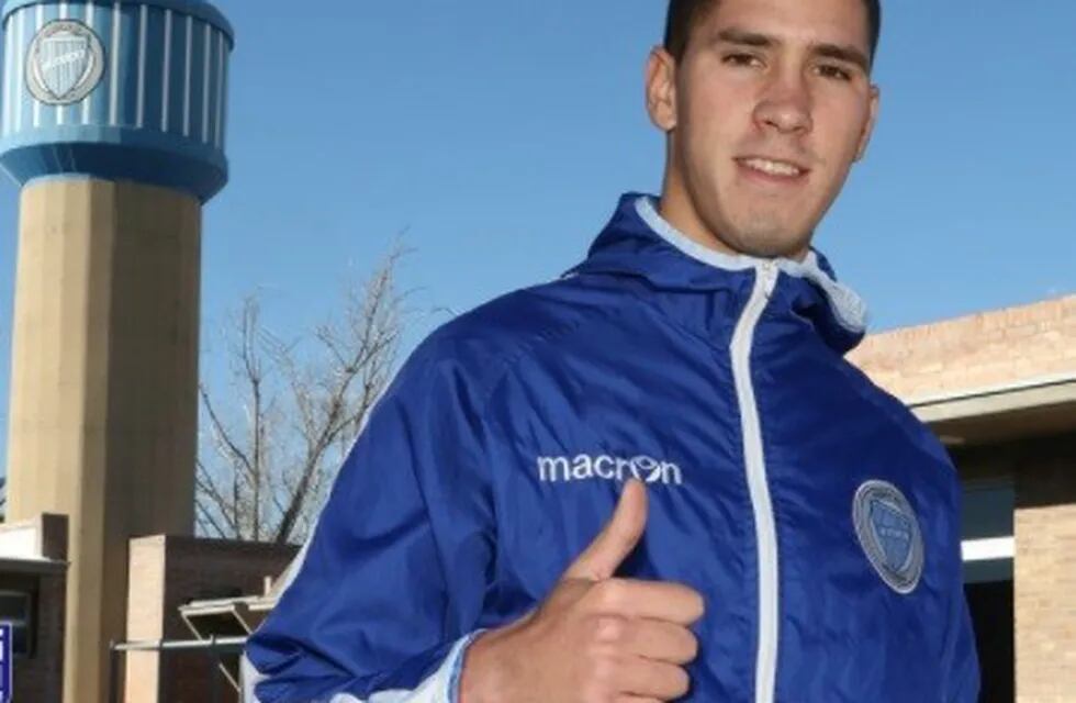 Tomás Cardona, el defensor de 22 años, firmó un contrato por cuatro años al club bodeguero.