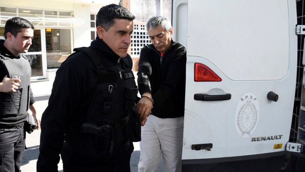 Traslado del comisario Mariano Valdés detenido (Juan José García)