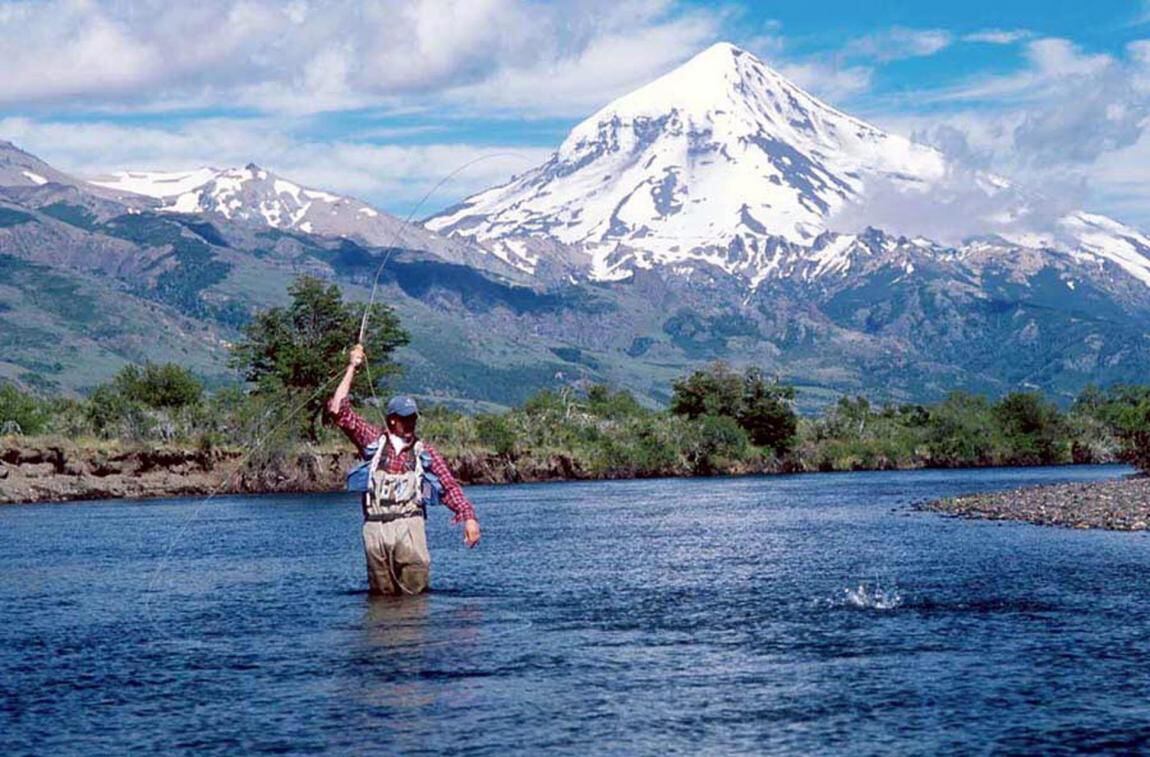 Murió un andinista español que intentó ascender al volcán Lanín en Neuquén