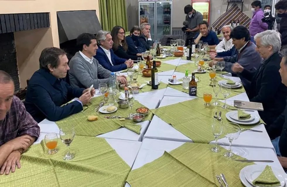 Evo Morales y Alberto Fernández cenaron esta noche en La Quiaca, Jujuy