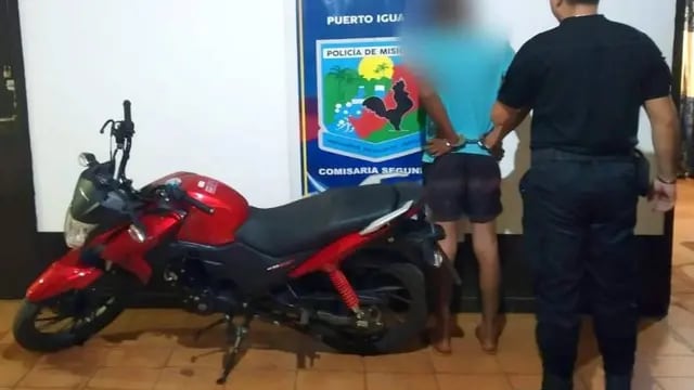 Puerto Iguazú: fue asaltada por un motochorro que luego fue detenido