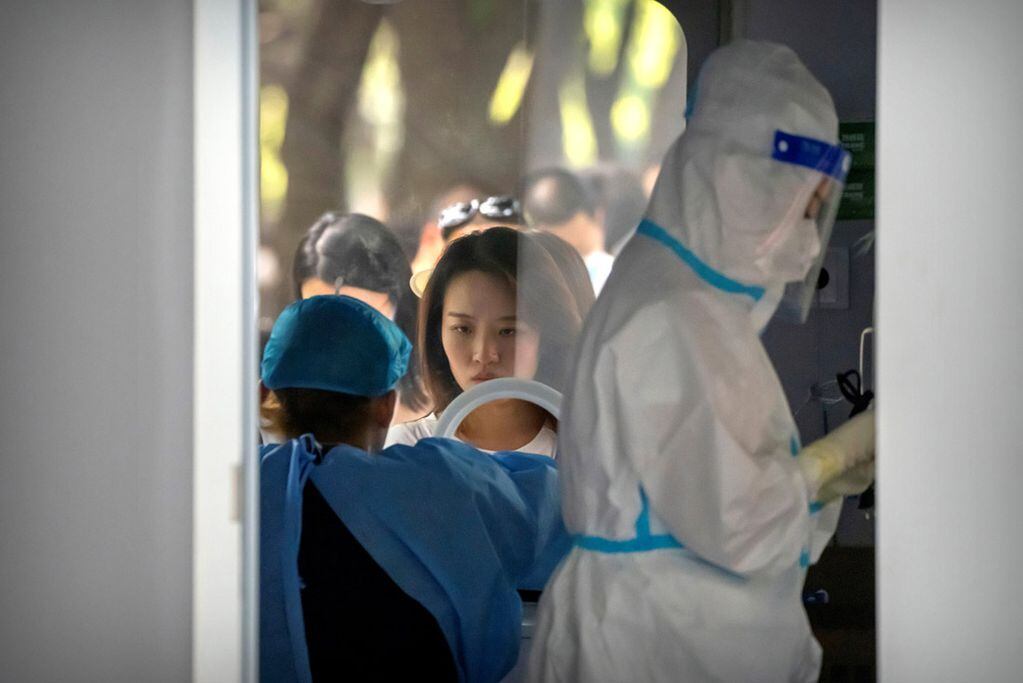 Las autoridades chinas informaron sobre la demanda masiva de test para determinar el contagio o no de coronavirus.