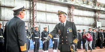 Ushuaia: ceremonia de entrega y recepción del comando del Área Naval Austral