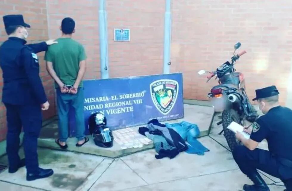 Motociclista detenido acusado de asaltar una estación de servicio en El Soberbio.