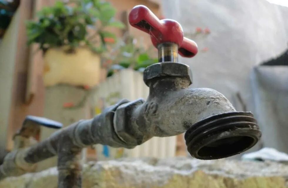 Este miércoles habrá cortes de agua y baja presión en La Plata y alrededores por una obra en una Planta