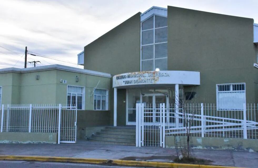 Escuela Municipal de Pesca de Madryn.