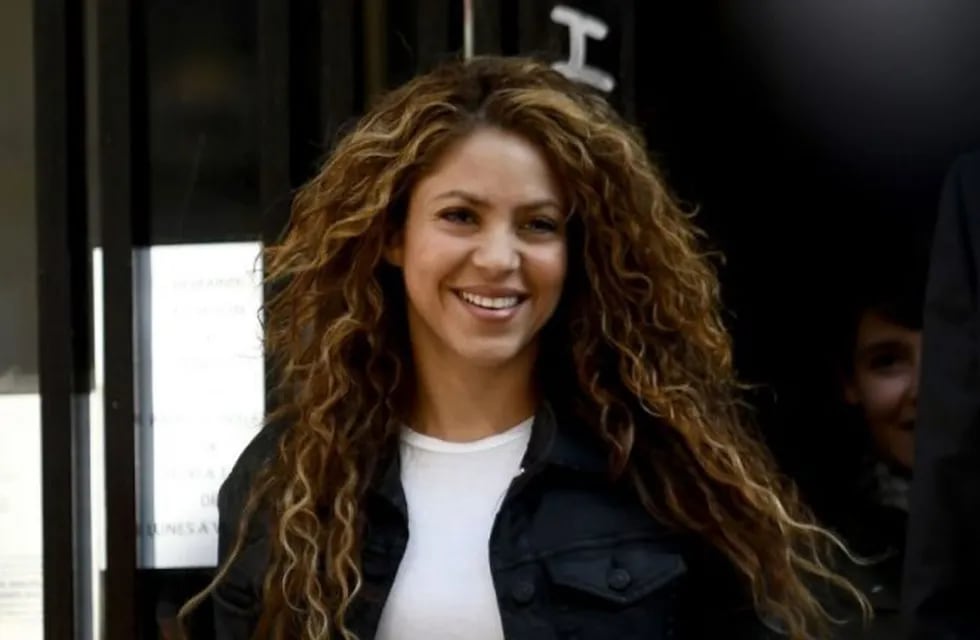 Shakira desmintió los rumores de embarazo con una foto que muestra su panza (Instagram/ shakira)
