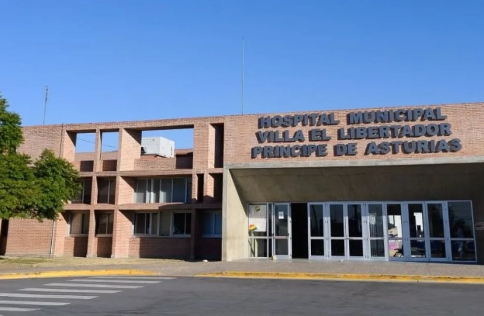 El joven fue trasladado al Hospital Príncipe de Asturias.