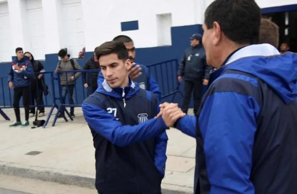 Menéndez volvió a Barrio Jardín y re debutará el domingo ante Vélez.