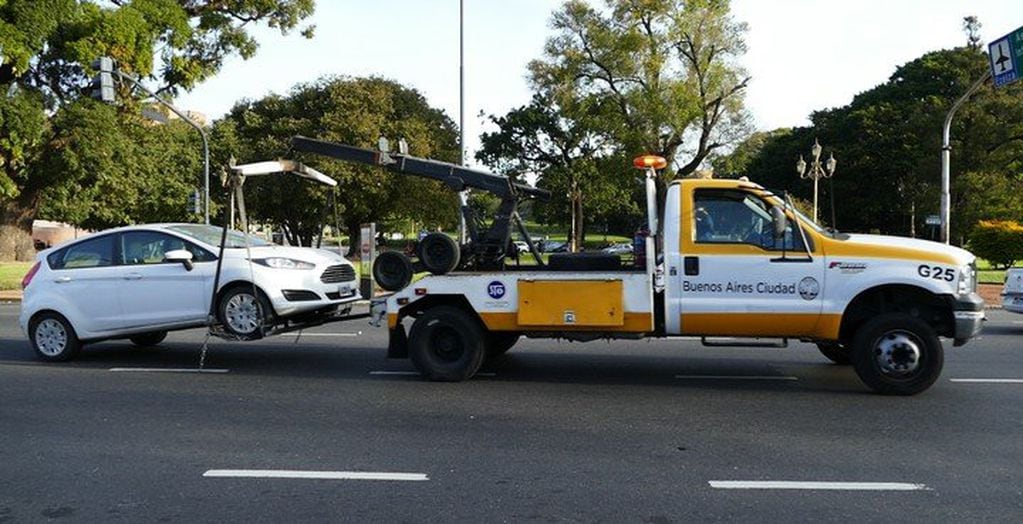 Buscan disminuir las multas por mal estacionamiento.