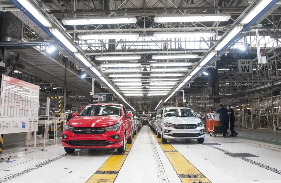 Fiat paralizará su producción en Córdoba.