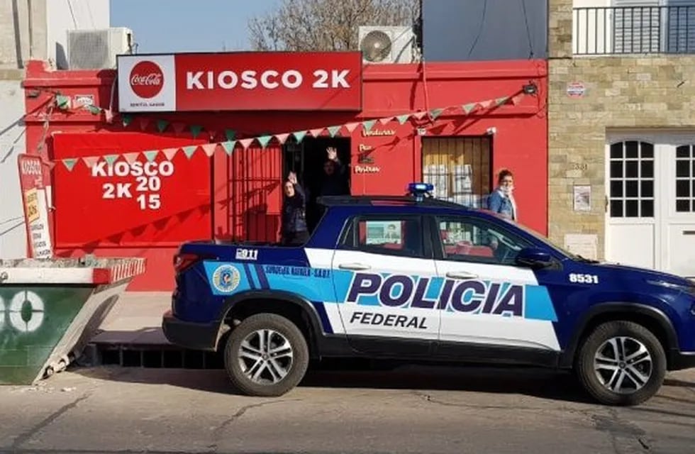 Kiosko 2K, uno de los lugares allanados