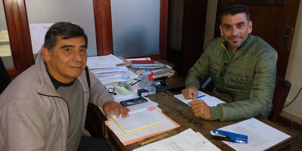 Juan Visgarra, coordinador general de Planificación y Gestión Estrategia Deportiva de la Secretaría de Deportes y Recreación de Jujuy, se reunió con Nicolás Flores, referente del proyecto "Atre-Verse" en la provincia.