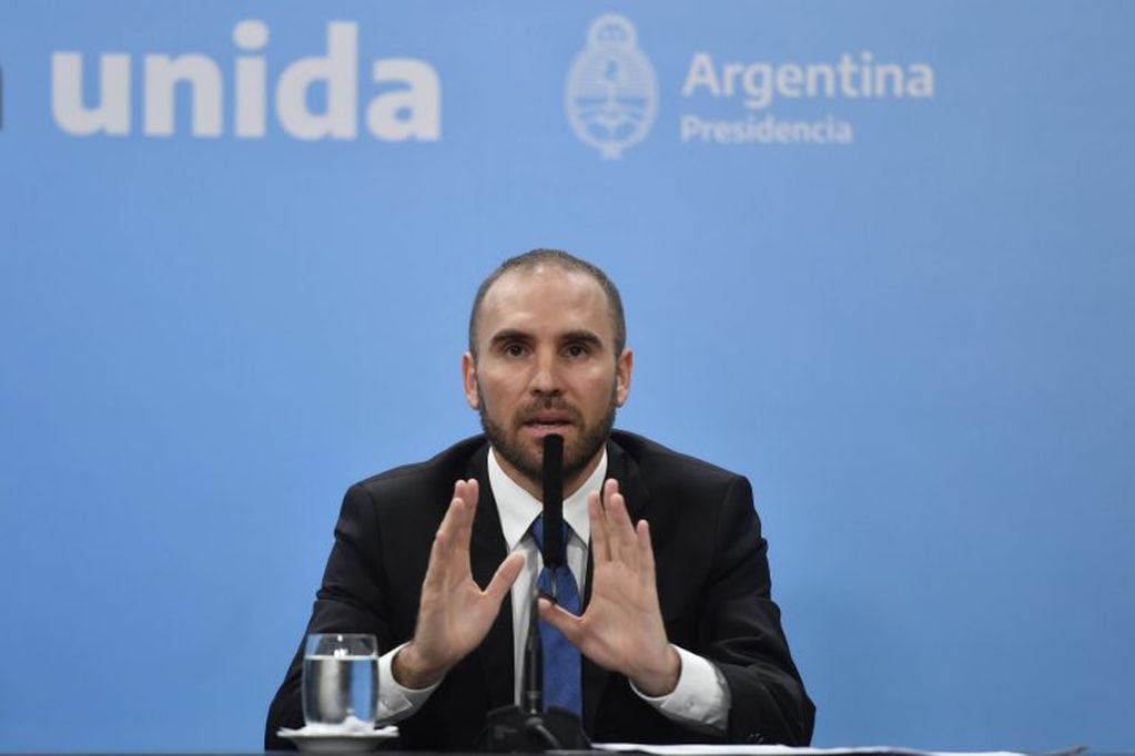 El Ministro de Economía, Martín Guzmán, evalúa junto al presidente la propuesta para los bonistas (Foto: Clarín)