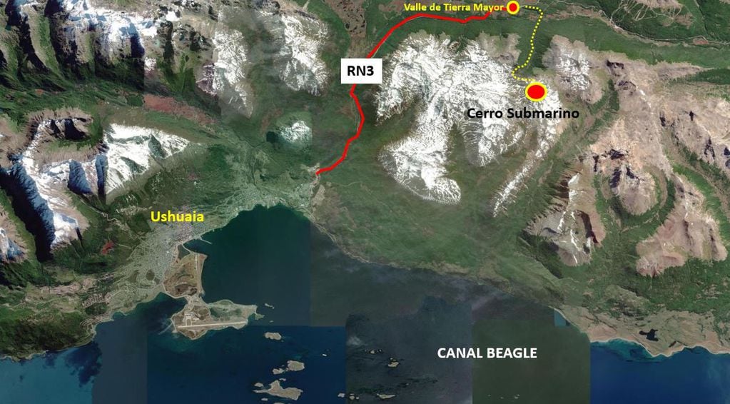 El Cerro Submarino está a 25 km aproximadamente de Ushuaia. Se accede por RN3 hasta el Valle de Tierra Mayor y se debe caminar por un sendero que lleva un tiempo de una hora y media de recorrido. 