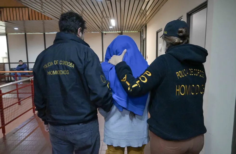 Una joven fue detenida y está por el crimen de un hombre en Villa Revol. (Policía de Córdoba)