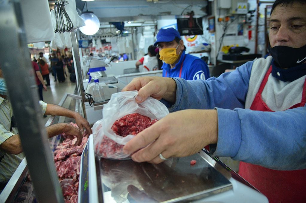  Carnicerias del Mercado Norte. Aumento de la carne molida   Foto: (Pedro Castillo / La Voz)