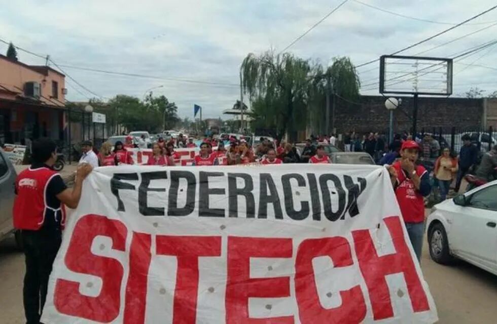 Federación Sitech denuncia que Mosqueda autorizó más postítulos. (Data Chaco).