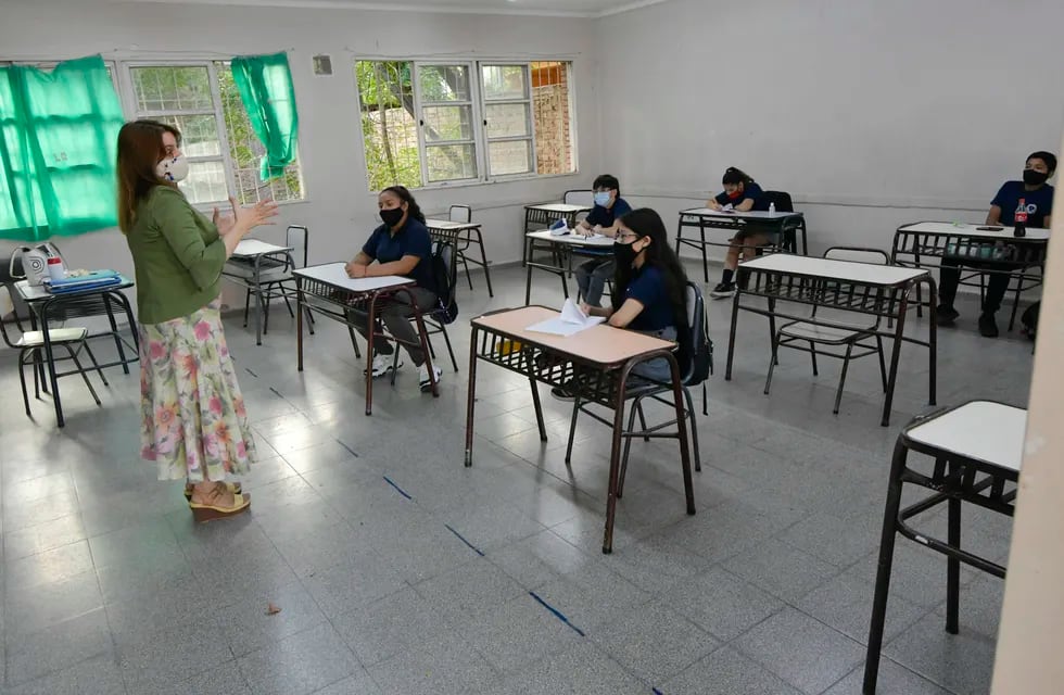 Día del Maestro. Escuela secundaria Infanta Mercedes 
maestro, maestros, docente, 
 Foto: Orlando Pelichotti / Los Andes