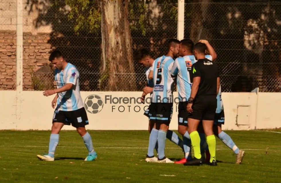 La Academia se impone frente a Juventud Unida con gol del Guachín García.