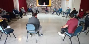 Reunión "de trabajo" entre vecinos del reciente barrio anexado y autoridades de Carlos Paz.