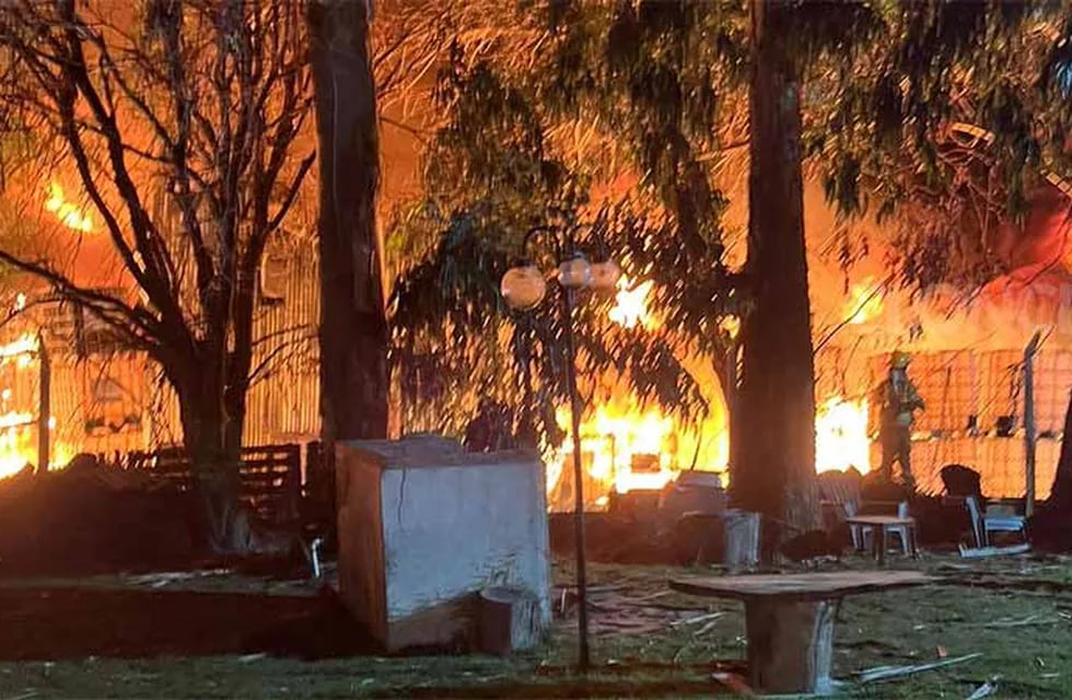Incendio en un galpón del Parque Industrial.